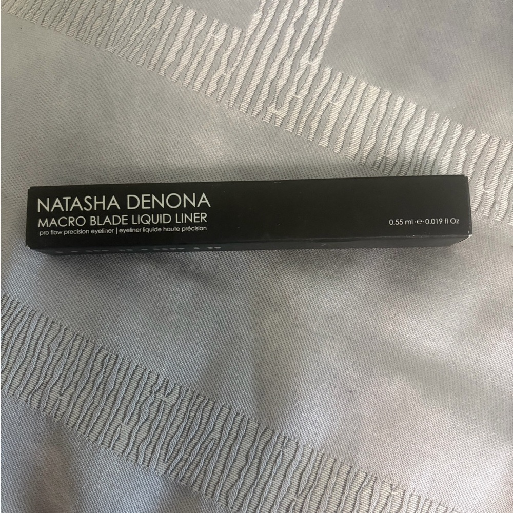 Natasha Denona Precision Eyeliner in Black
